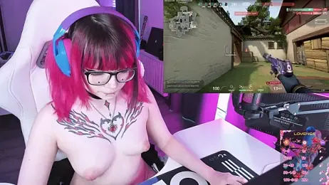 Yumi_Youkai webcam stripchat model stream image