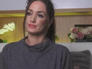 Vanessza webcam model stream image