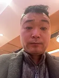 S00 webcam model stream image