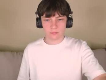 milan_vibe webcam model stream image