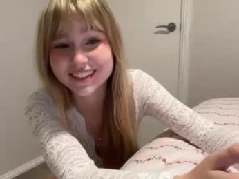 kittengirlxo webcam model stream image