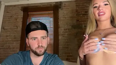 ThePrincessPeach webcam model stream image