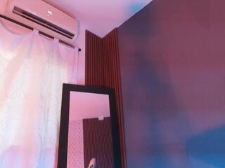 Emma Violet webcam flirt4free model stream image