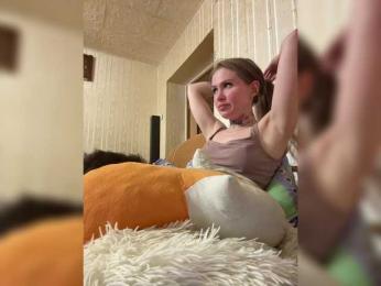 Letti28 webcam bongacams model stream image