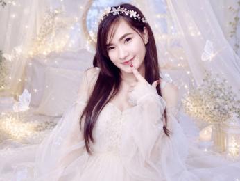 AngelaTomochi webcam model stream image