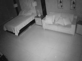 voyeurcam-casa-salsa-bedroom-14 webcam camsoda model stream image