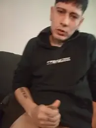 ThestuB webcam model stream image