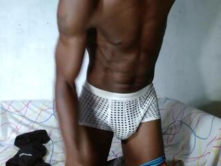 Tairon Tuck webcam model stream image