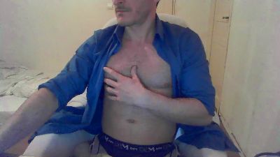 Inside_UrBrain webcam model stream image