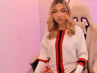 Alisson Blazee webcam model stream image