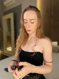 _AngelMoon_ webcam model stream image