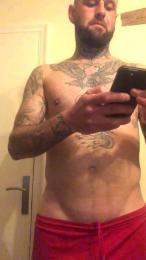 Hotmonstro webcam model stream image