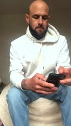 Hotmonstro webcam model stream image