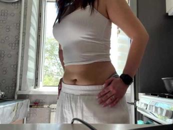 CrystaTakenaka webcam model stream image
