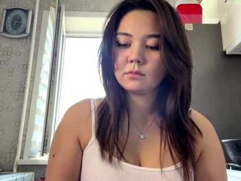 CrystaTakenaka webcam model stream image