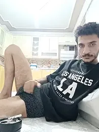 yolgezer073 webcam model stream image