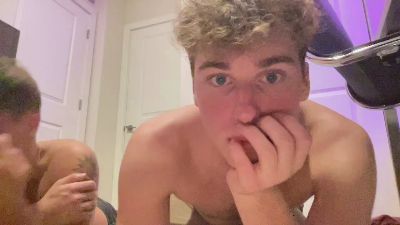 curiousfratbros webcam model stream image