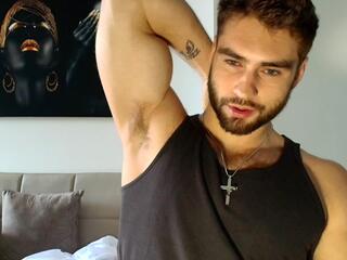 Roan Birkin webcam model stream image