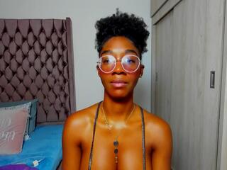 Zoey Smily webcam model stream image