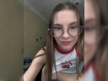 me-la-nia19 webcam model stream image