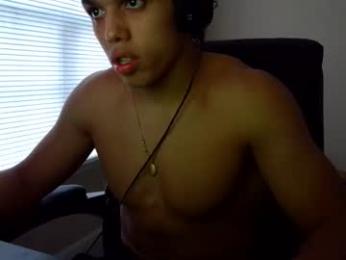 itstarzan webcam model stream image