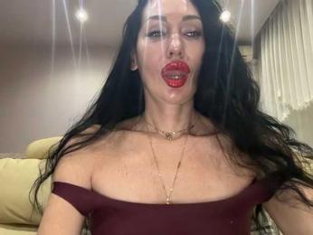 KorolevaQween000 webcam model stream image