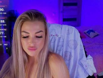 MilanaOmgReal webcam model stream image