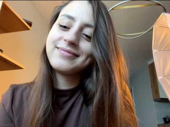 GeneviveLaudato webcam model stream image