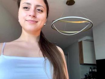 GeneviveLaudato webcam model stream image