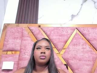 mia-alvares webcam model stream image