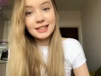 kira_saning1 webcam chaturbate model stream image