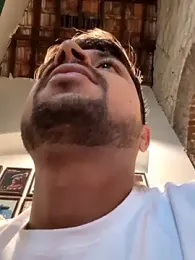 _IRRESISTIBLE_ webcam model stream image