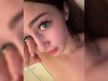 VictoriaBix webcam bongacams model stream image