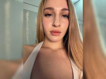VictoriaBix webcam bongacams model stream image