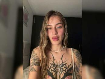 Taylorlust webcam bongacams model stream image