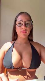 AlesiaRuso webcam cam4 model stream image