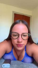 AlesiaRuso webcam model stream image