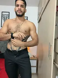 Maximiliano_ford webcam model stream image