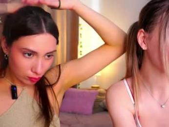 pamilarakestraw webcam model stream image