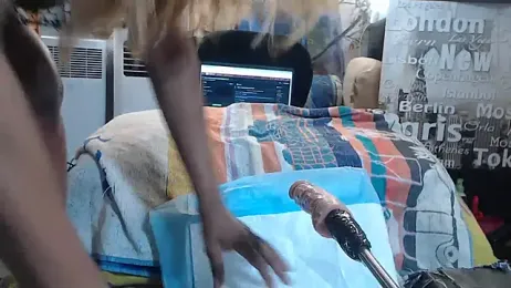 Jennytop webcam model stream image