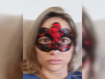Anais8900 webcam model stream image