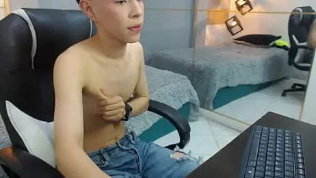 ash_ka webcam model stream image