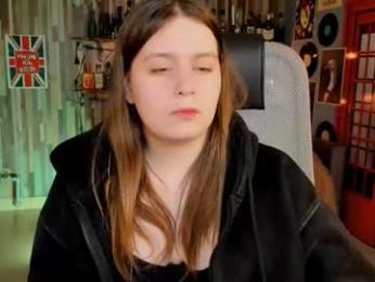 fioramarmoris webcam model stream image