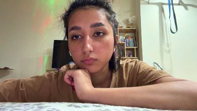 YingPopichak webcam model stream image