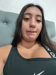 Hannahoff webcam model stream image