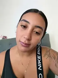 Hannahoff webcam model stream image