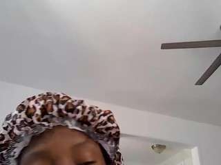 mzmelonz187 webcam model stream image