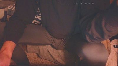 AlexMeadows webcam model stream image