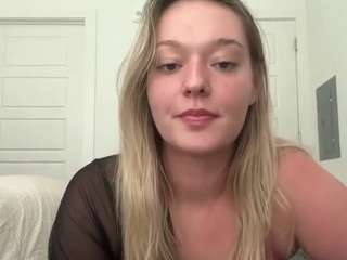 troubleinlace webcam model stream image