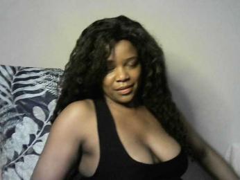 Katiequin webcam model stream image